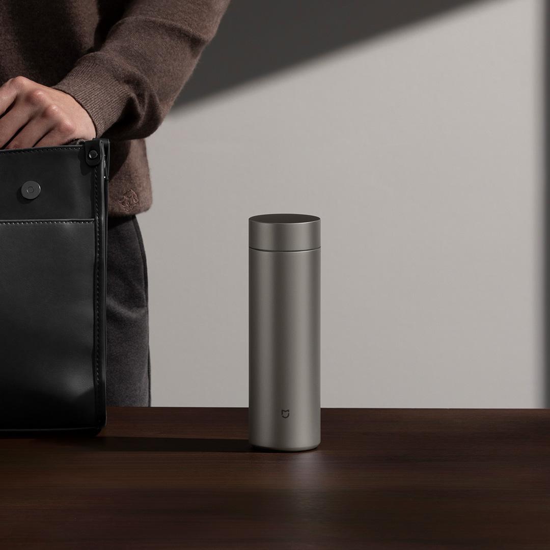 샤오미 스마트 보온병 진공 플라스크 티 2 순수 티타늄 - Smart Home Yeelight 리뷰 및 가격